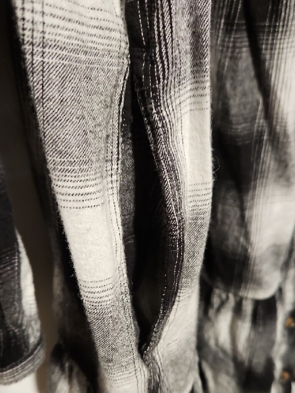 Time and Tru Black and White Plaid Midi Dress - Picture 4 of 5
